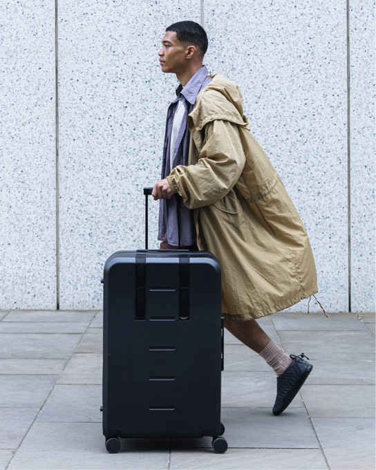 Reisekoffer Db Ramverk Check-In Luggage Large Black Out