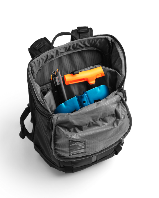 Trinkrucksack DB Backcountry Backpack 25L Black Out - 2025/26