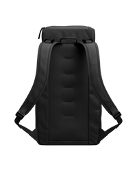 DB Hugger Backpack 25L Black Out - 2025/26
