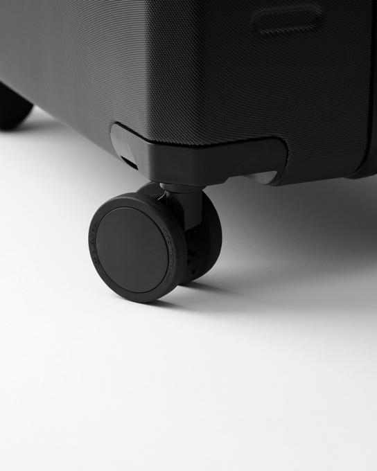 Reisekoffer Db Ramverk Check-In Luggage Large Black Out