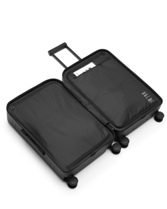 Reisekoffer Db Ramverk Check-in Luggage Medium Black Out - 2025/26
